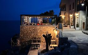 Apartments Capocesto